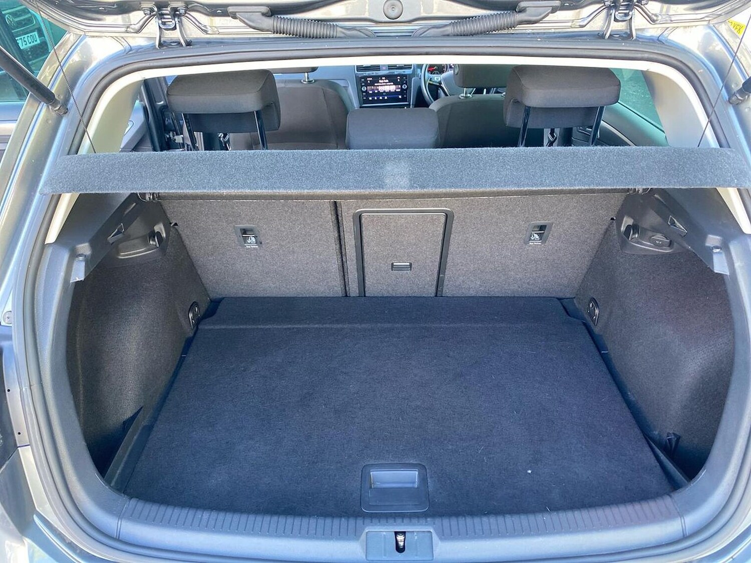 Used Volkswagen Golf 2019 for sale - 78223259: Photo 17