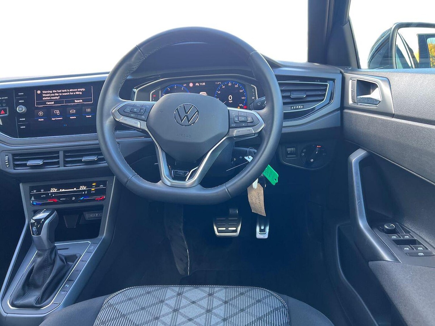 Used Volkswagen Polo 2024 for sale - 76347005: Photo 9