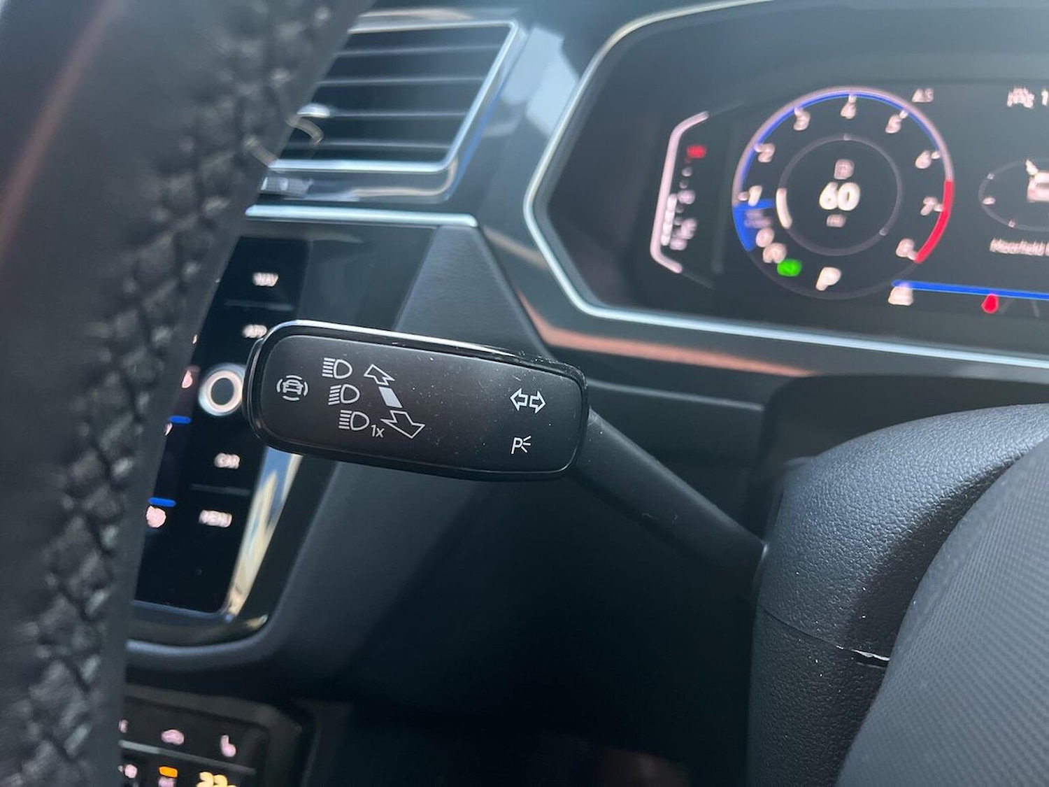 Used Volkswagen Tiguan 2022 for sale - 77023467: Photo 30