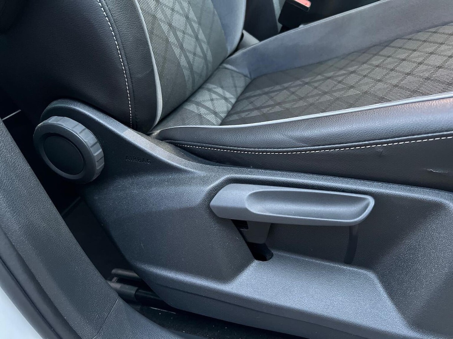 Used Volkswagen Tiguan 2022 for sale - 77023467: Photo 31