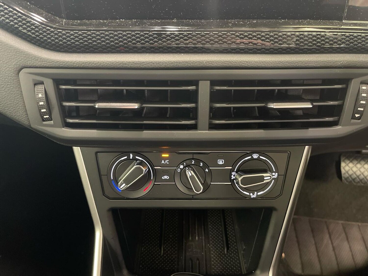 Used Volkswagen Taigo 2025 for sale - 75668111: Photo 12