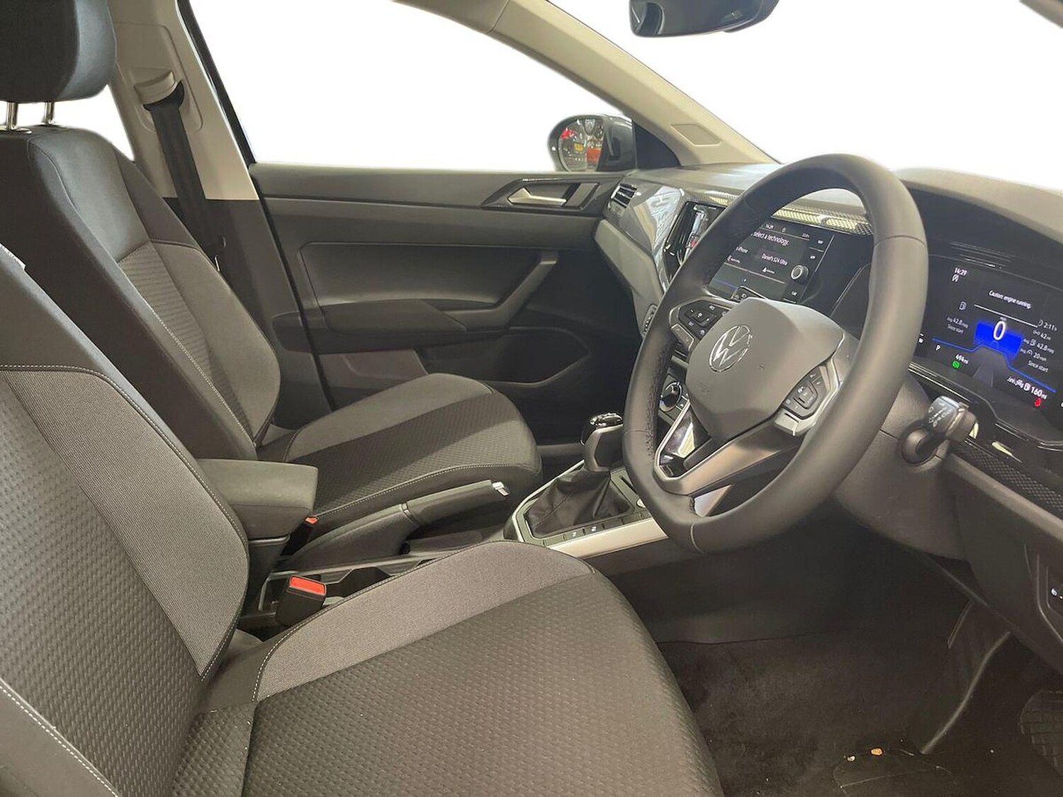 Used Volkswagen Taigo 2025 for sale - 75668111: Photo 15