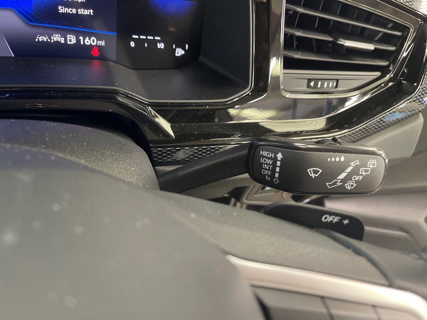 Used Volkswagen Taigo 2025 for sale - 75668111: Photo 27