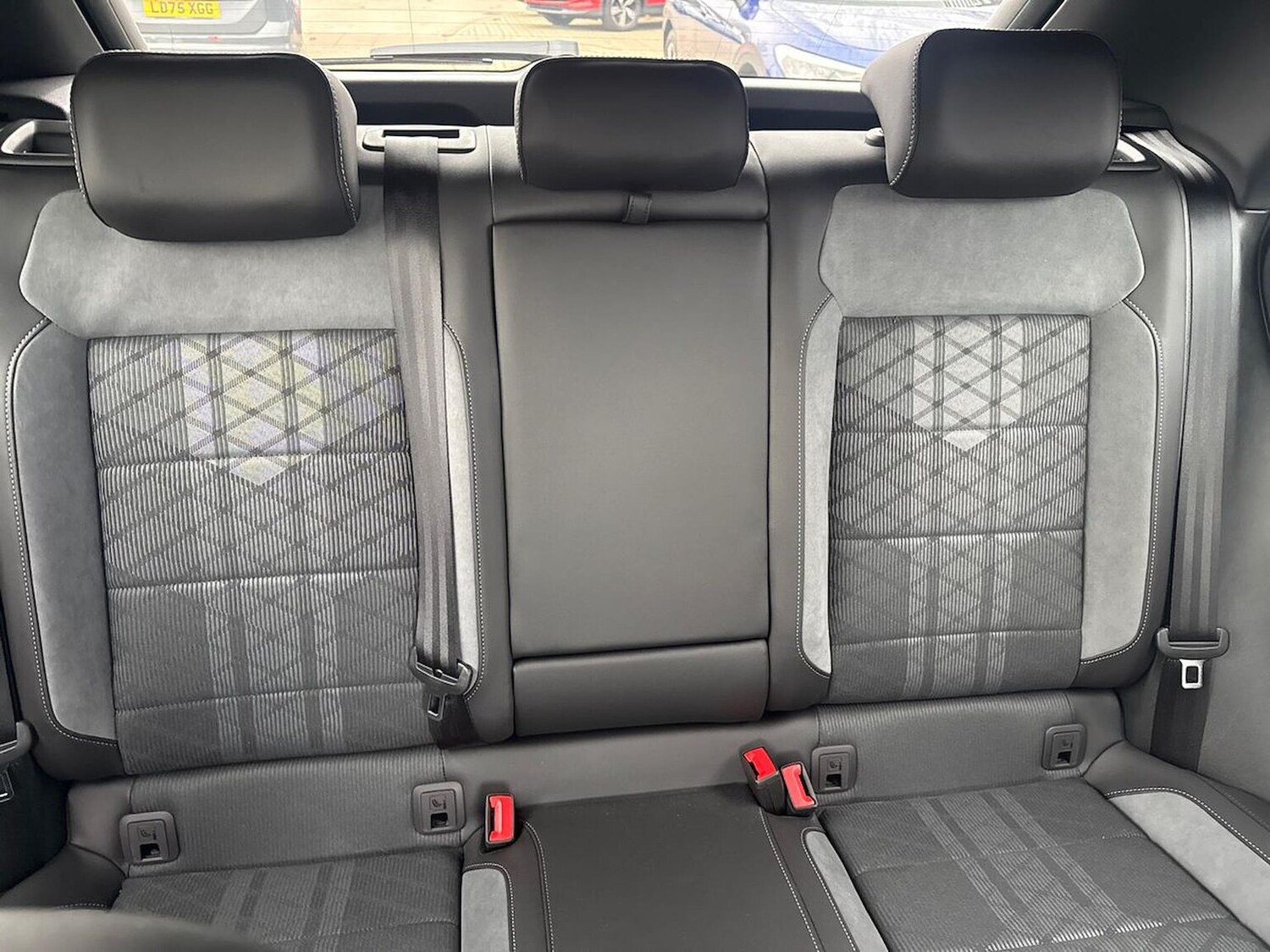 Used Volkswagen T-Roc 2025 for sale - 76599100: Photo 16