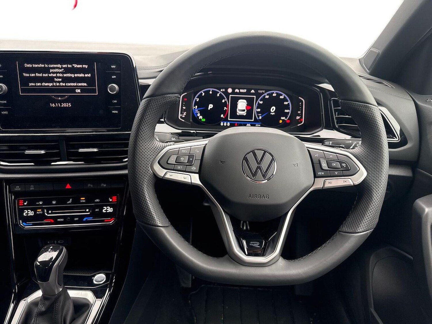 Used Volkswagen T-Roc 2025 for sale - 76599100: Photo 9