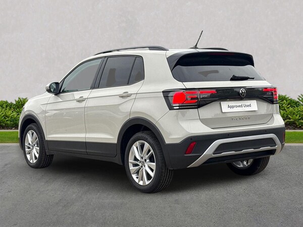 Used Volkswagen T-Cross 2025 for sale - 76263263: Photo 2