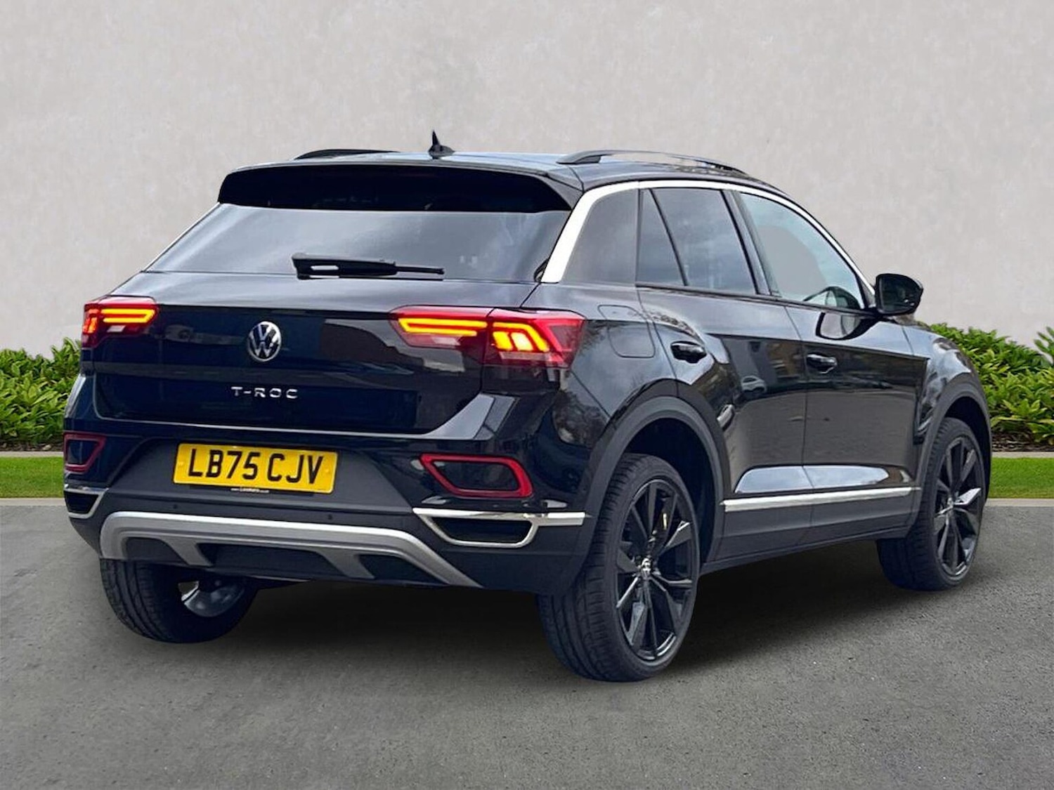 Used Volkswagen T-Roc 2025 for sale - 76490601: Photo 18