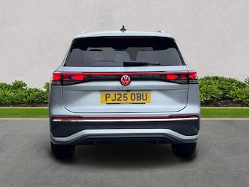 Used Volkswagen Touran 2025 for sale - 76461779: Photo