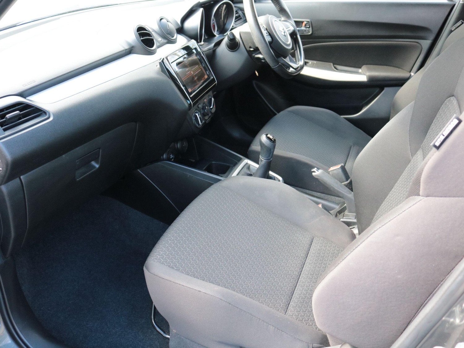 Used Suzuki Swift 2017 for sale - 78100719: Photo 15