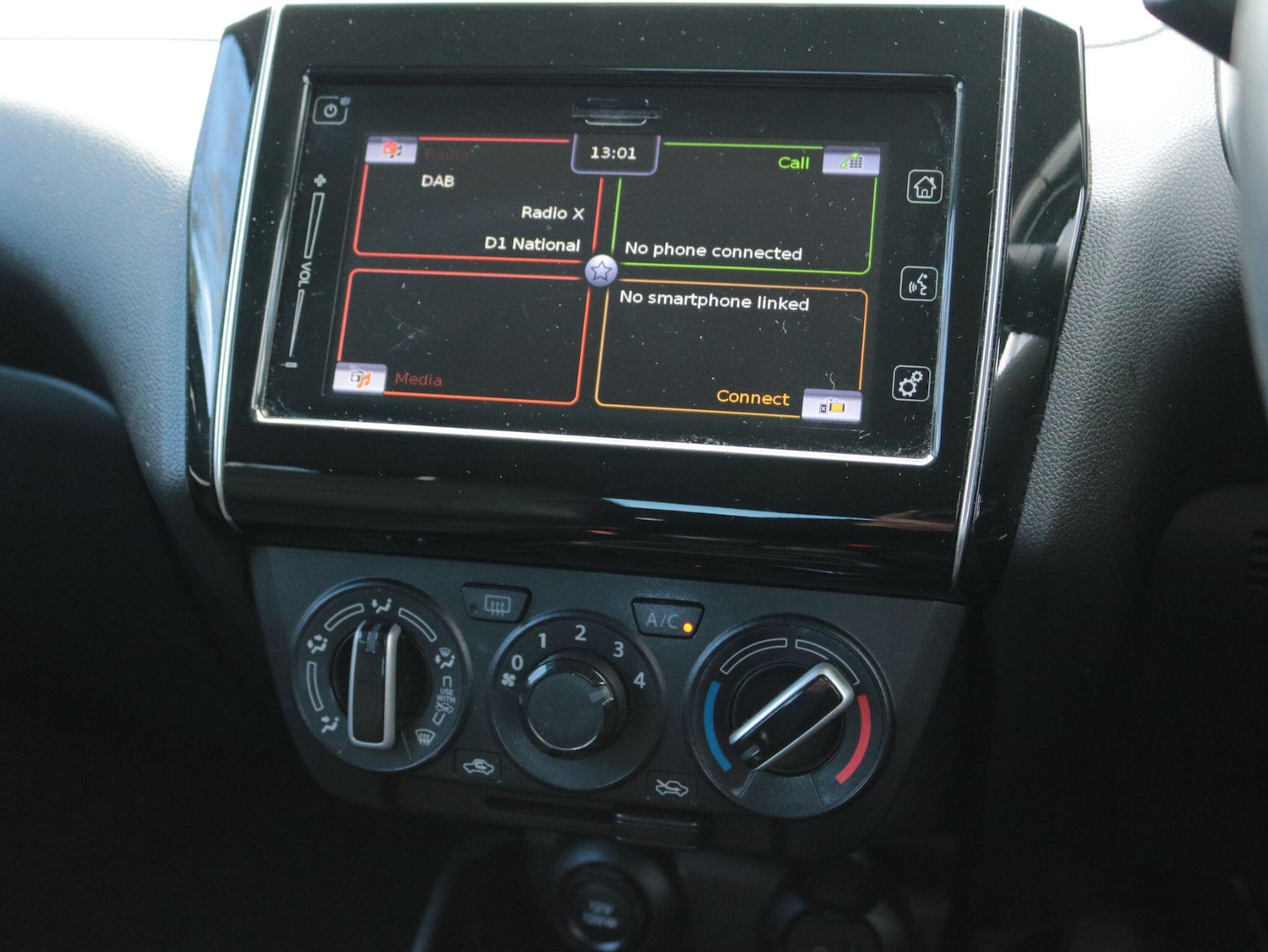 Used Suzuki Swift 2017 for sale - 78100719: Photo 19