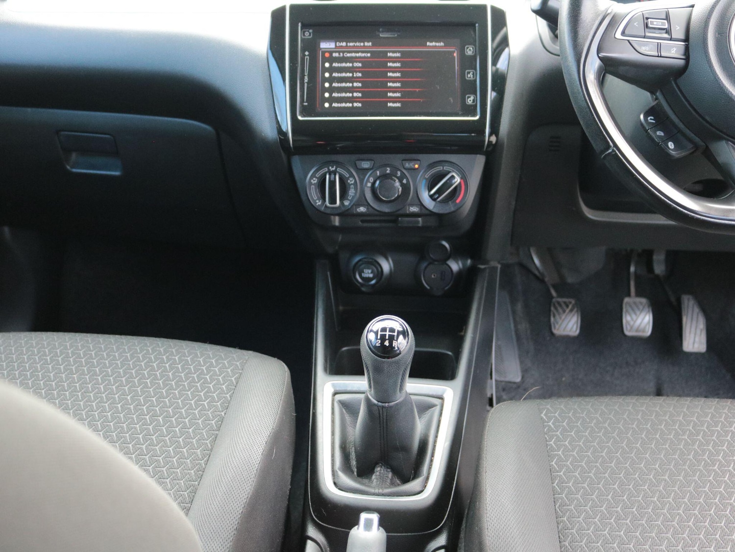 Used Suzuki Swift 2017 for sale - 78100719: Photo 24