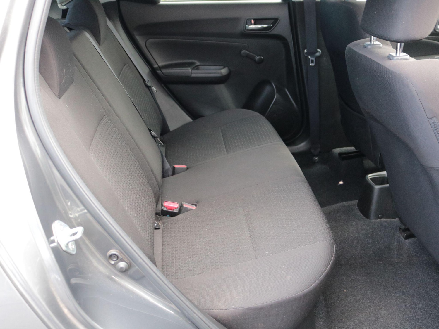 Used Suzuki Swift 2017 for sale - 78100719: Photo 25