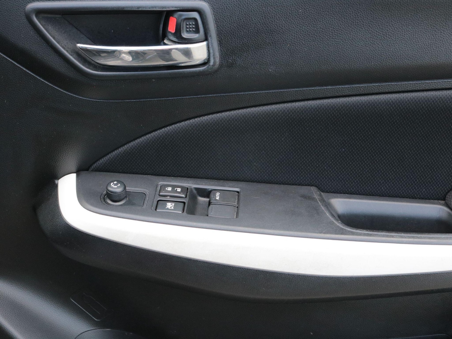 Used Suzuki Swift 2017 for sale - 78100719: Photo 27