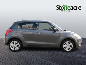 Used Suzuki Swift 2017 for sale - 78100719: Photo