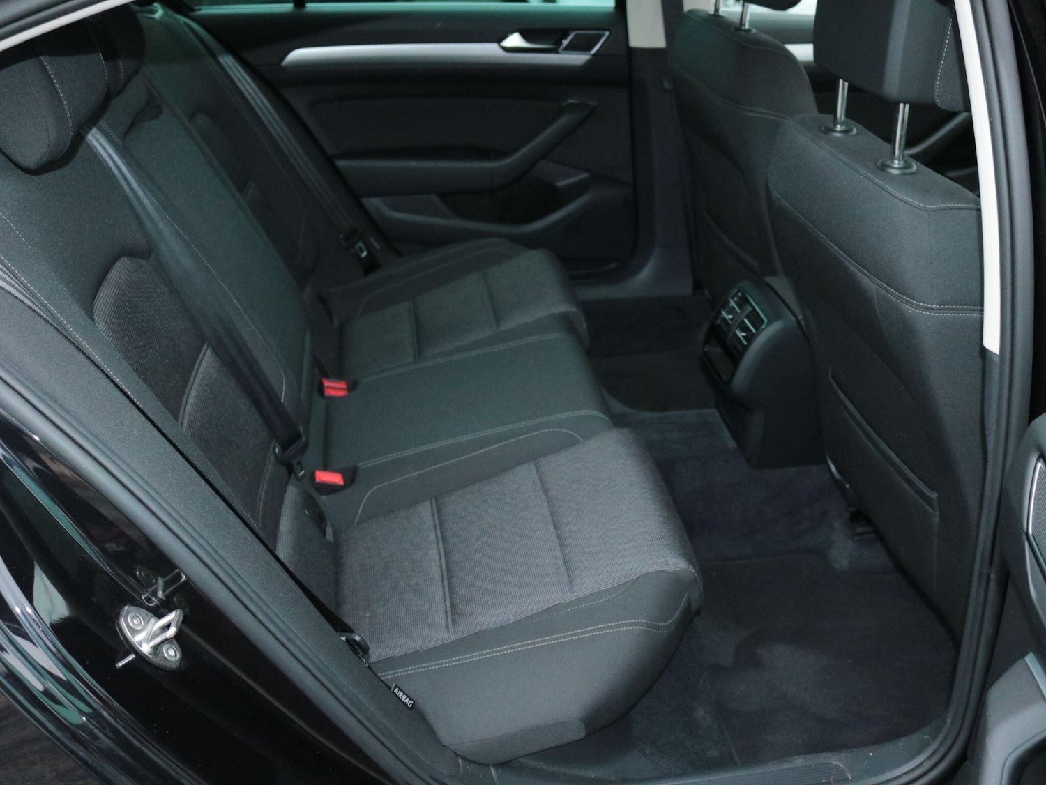 Used Volkswagen Passat 2015 for sale - 77723298: Photo 25