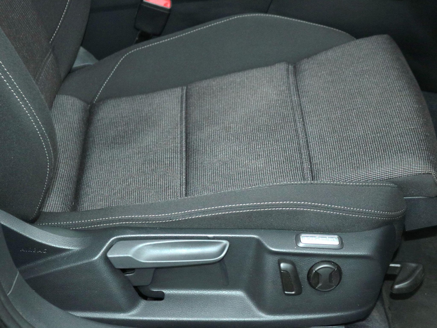 Used Volkswagen Passat 2015 for sale - 77723298: Photo 29