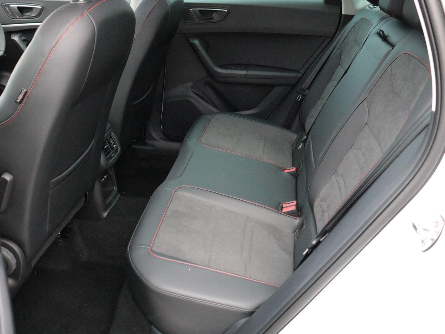 Used SEAT Ateca 2025 for sale - 76214798: Photo 12