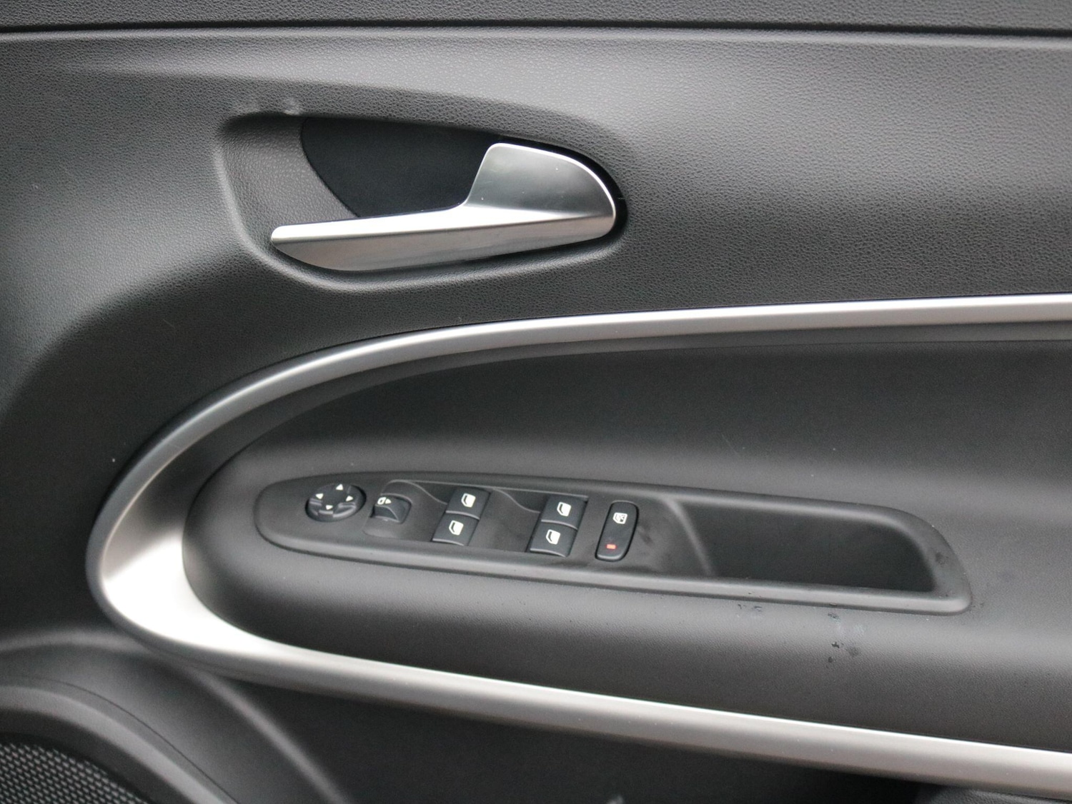 Used Jeep Avenger 2025 for sale - 76898450: Photo 25