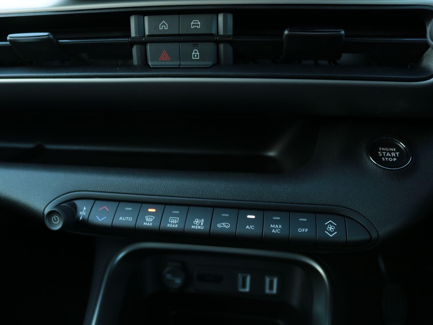 Used Jeep Avenger 2025 for sale - 76975617: Photo 22