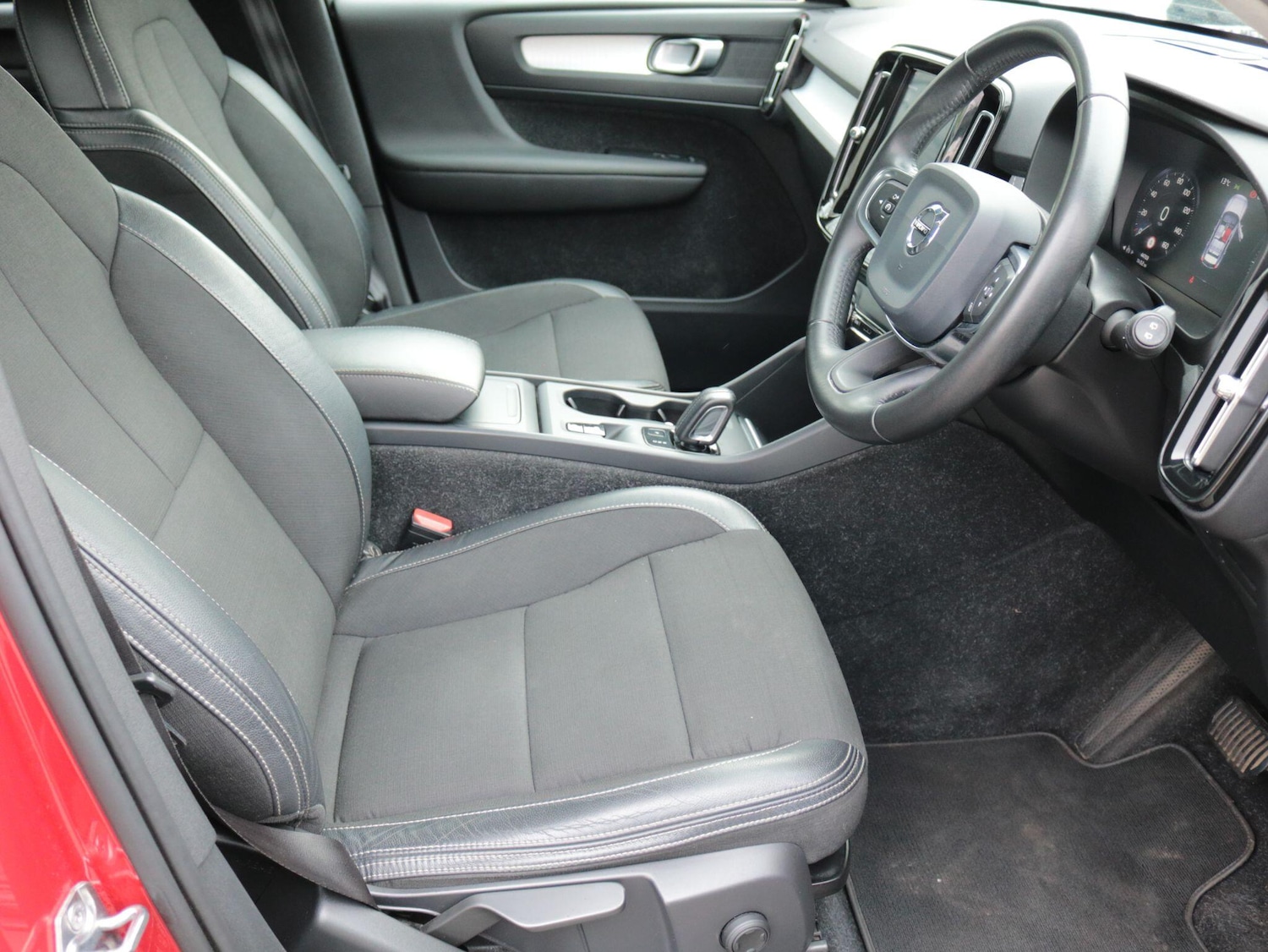 Used Volvo XC40 2019 for sale - 78019490: Photo 15