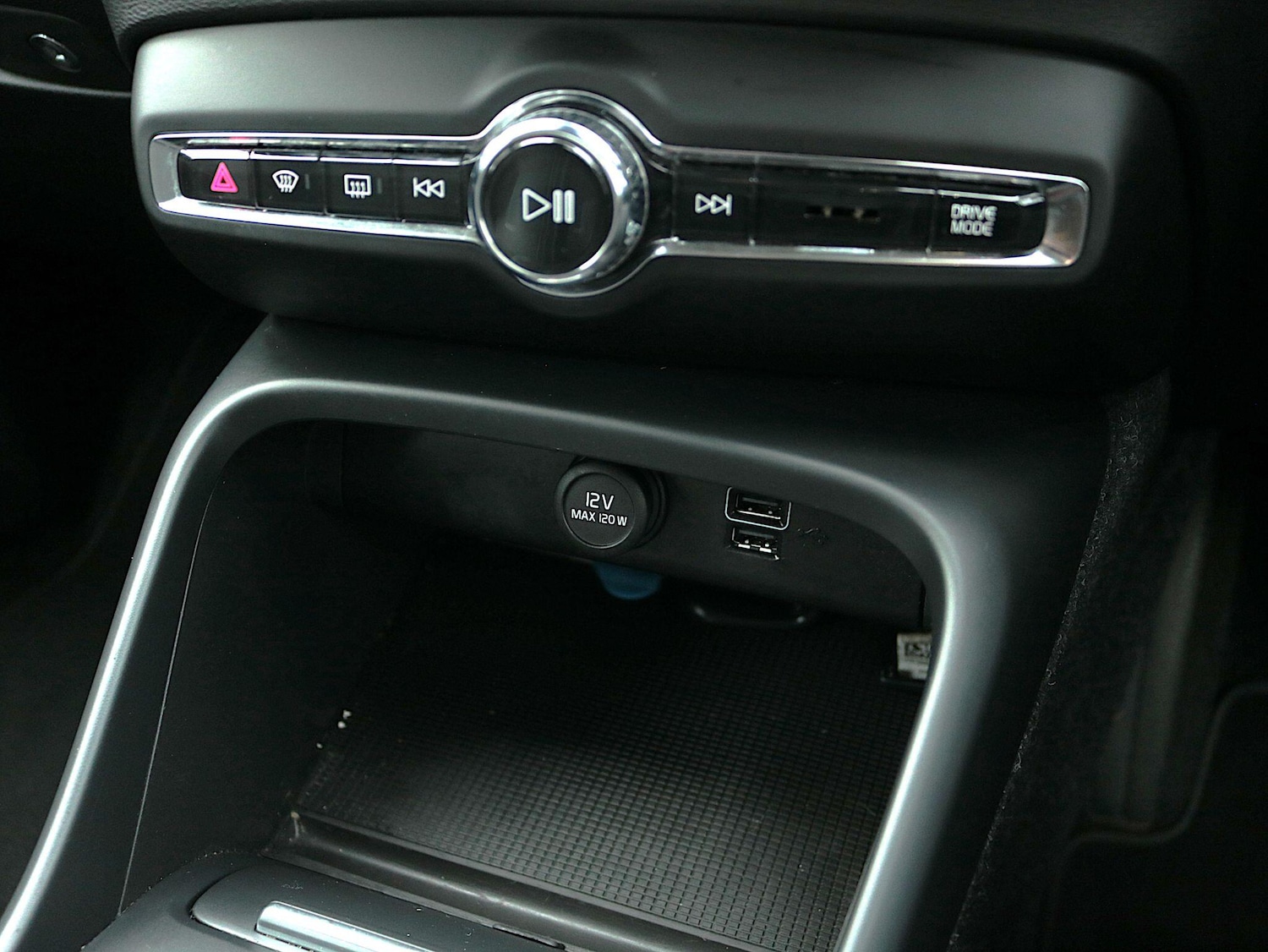 Used Volvo XC40 2019 for sale - 78019490: Photo 24