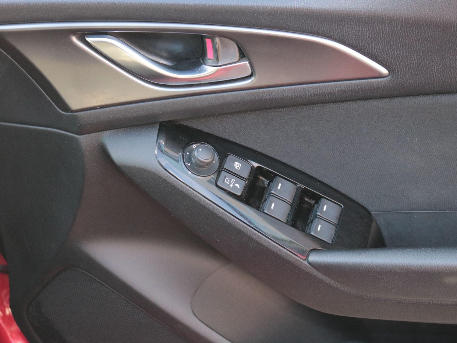 Used Mazda Mazda3 for sale - 77671962: Photo 28