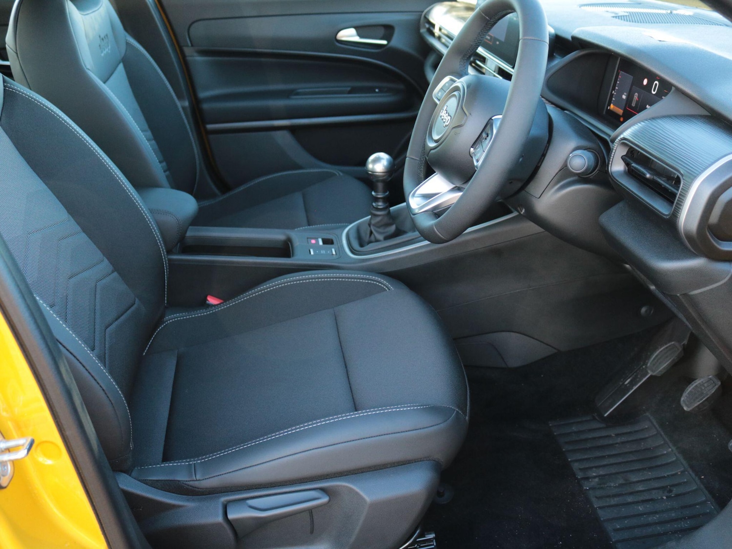 Used Jeep Avenger 2025 for sale - 76975732: Photo 13