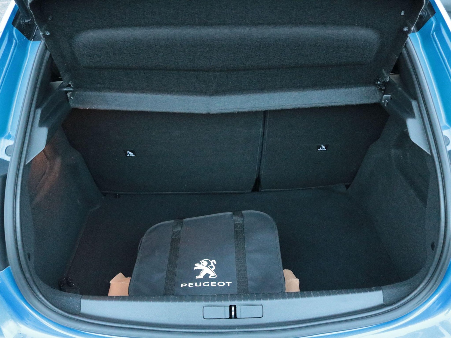 Used Peugeot 208 2020 for sale - 76899296: Photo 10