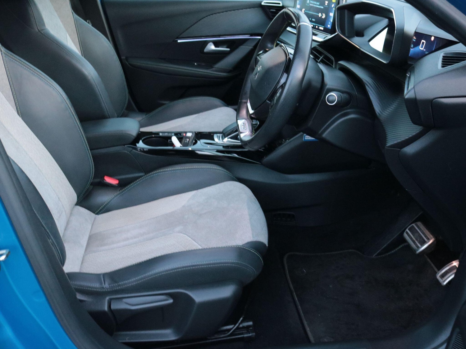 Used Peugeot 208 2020 for sale - 76899296: Photo 11