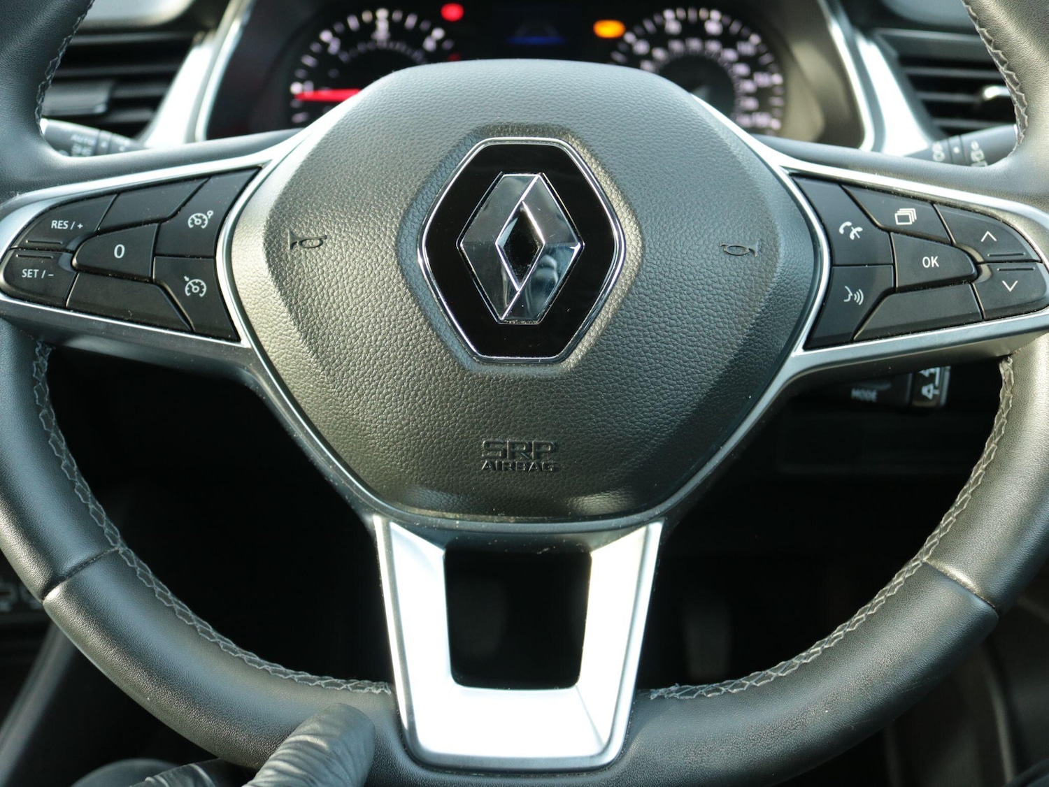 Used Renault Captur 2020 for sale - 76975931: Photo 15