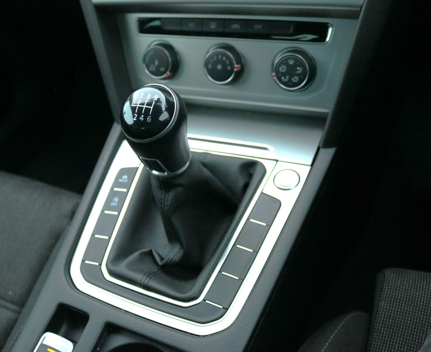 Used Volkswagen Passat 2015 for sale - 77425635: Photo 23