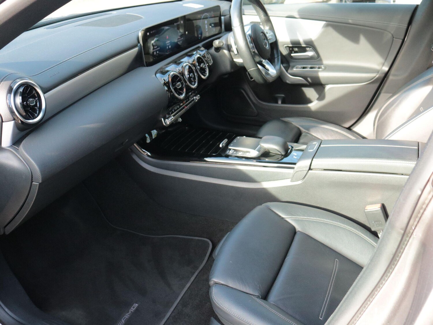 Used Mercedes-Benz CLA for sale - 77670457: Photo 15