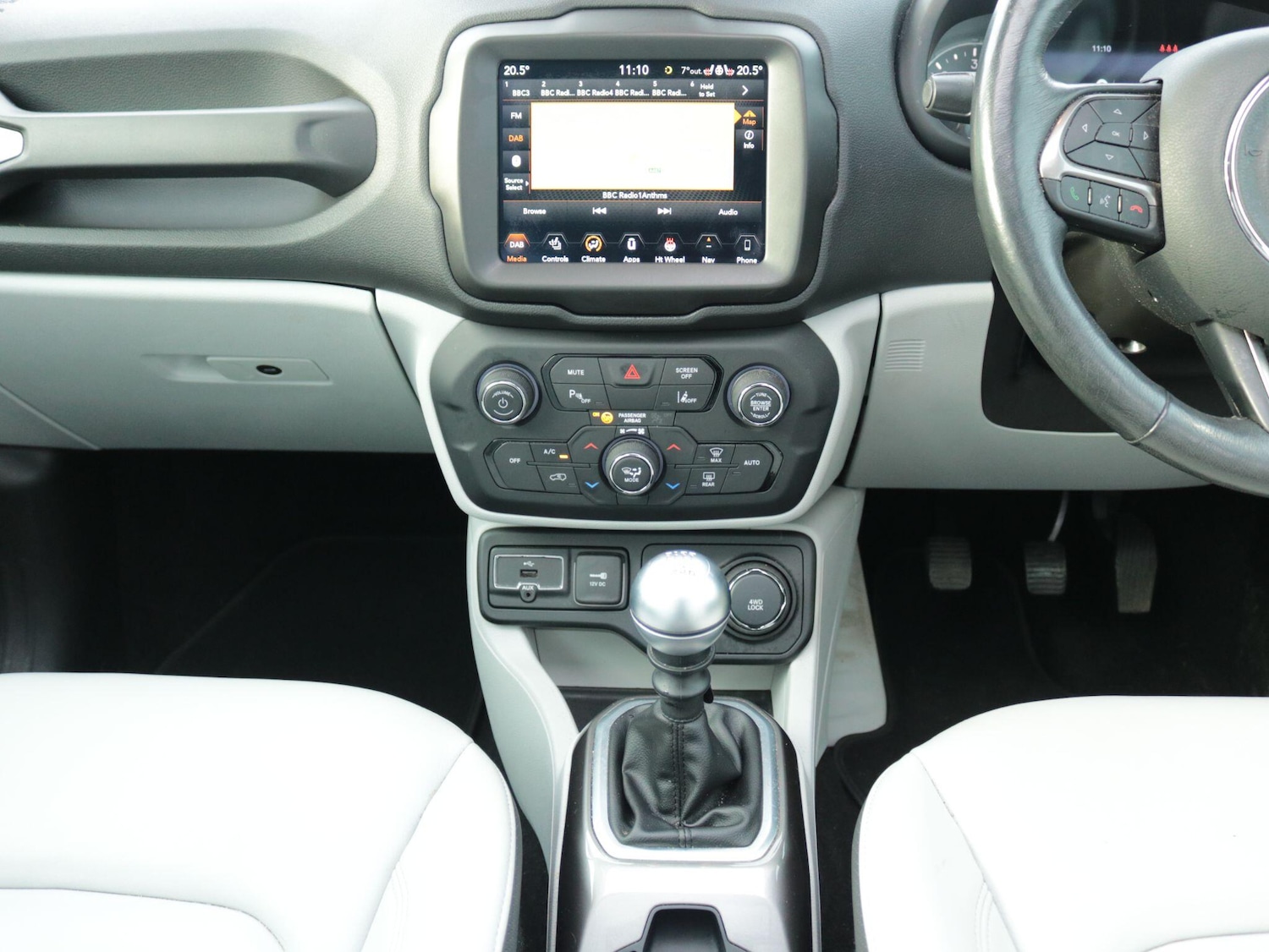 Used Jeep Renegade 2019 for sale - 76975422: Photo 25