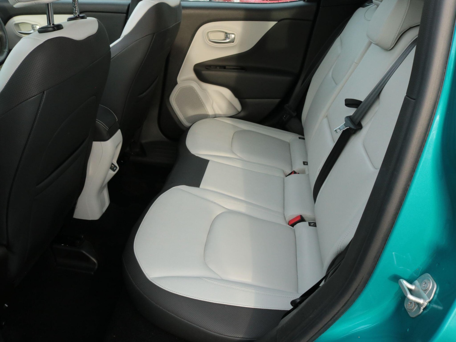 Used Jeep Renegade 2019 for sale - 76975422: Photo 27