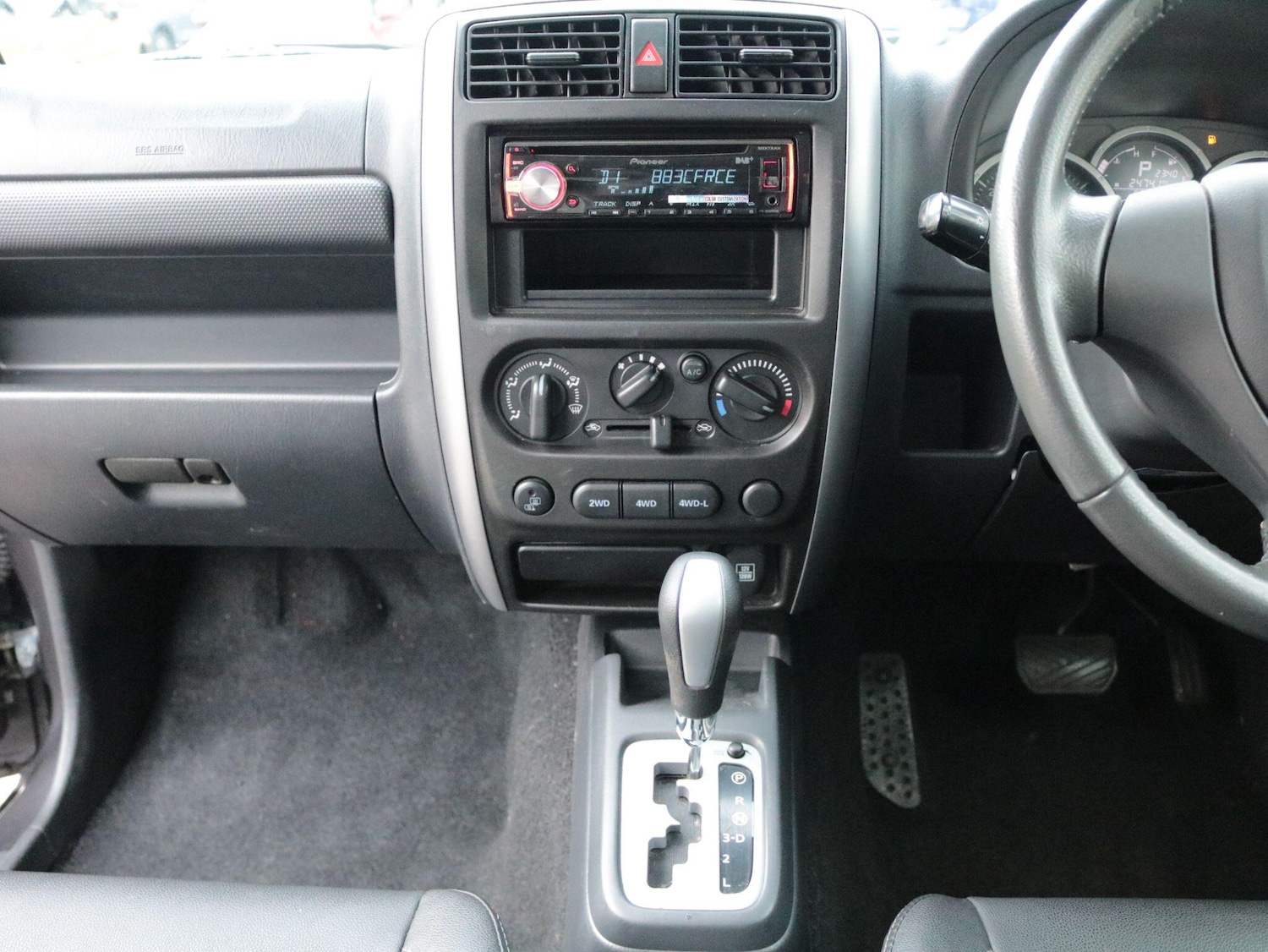 Used Suzuki Jimny 2017 for sale - 77386791: Photo 21