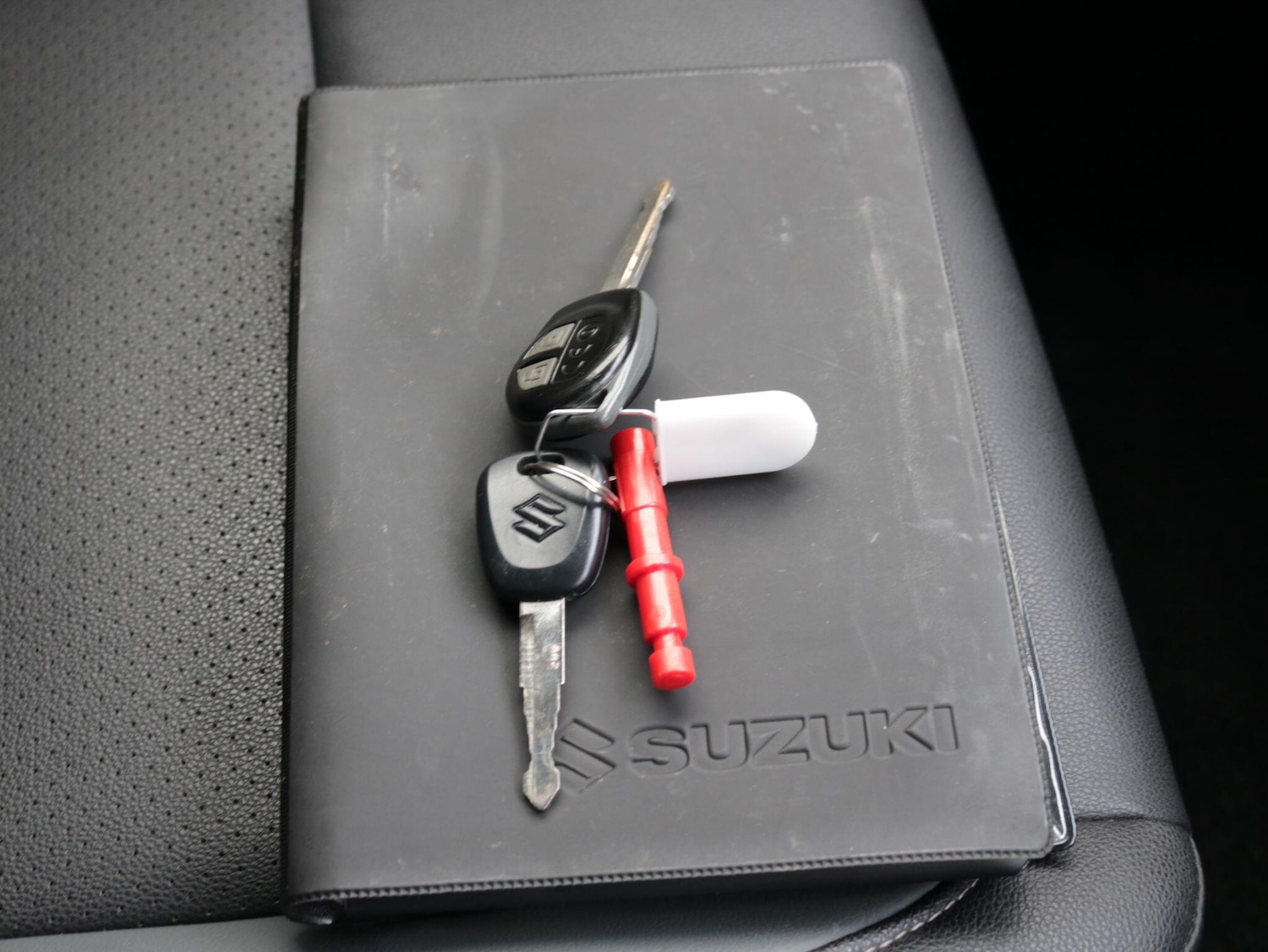 Used Suzuki Jimny 2017 for sale - 76295344: Photo 25