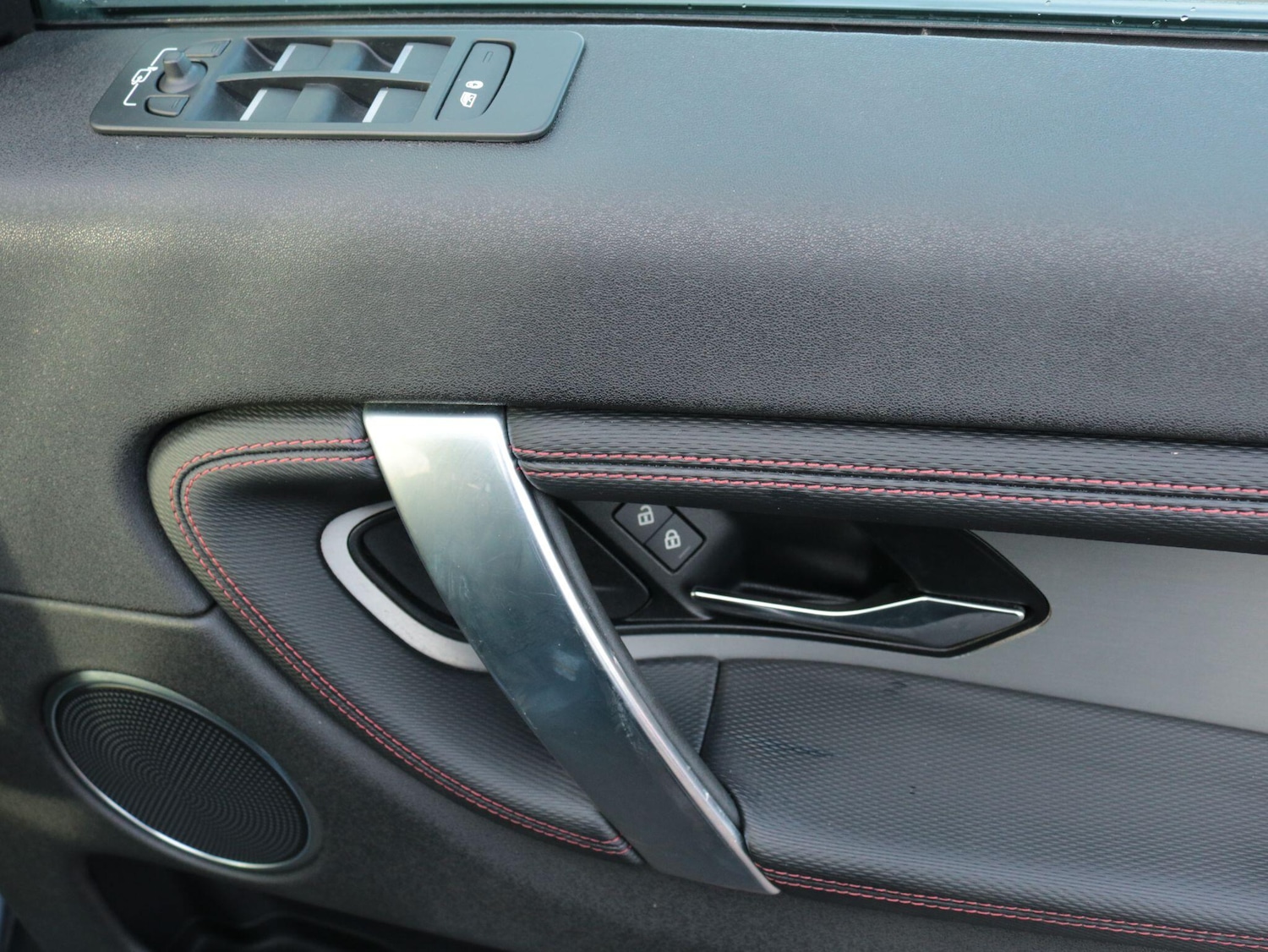 Used Land Rover Discovery Sport 2021 for sale - 76976443: Photo 31