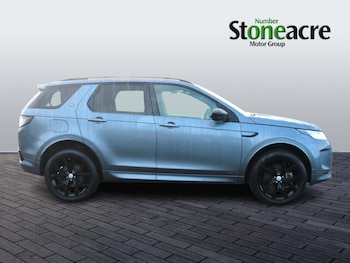 Used Land Rover Discovery Sport 2021 for sale - 76976443: Photo