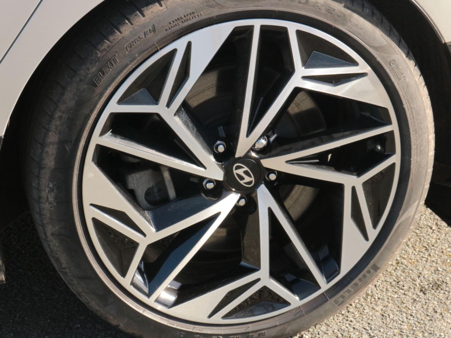 Used Hyundai IONIQ 6 2024 for sale - 77854067: Photo 11