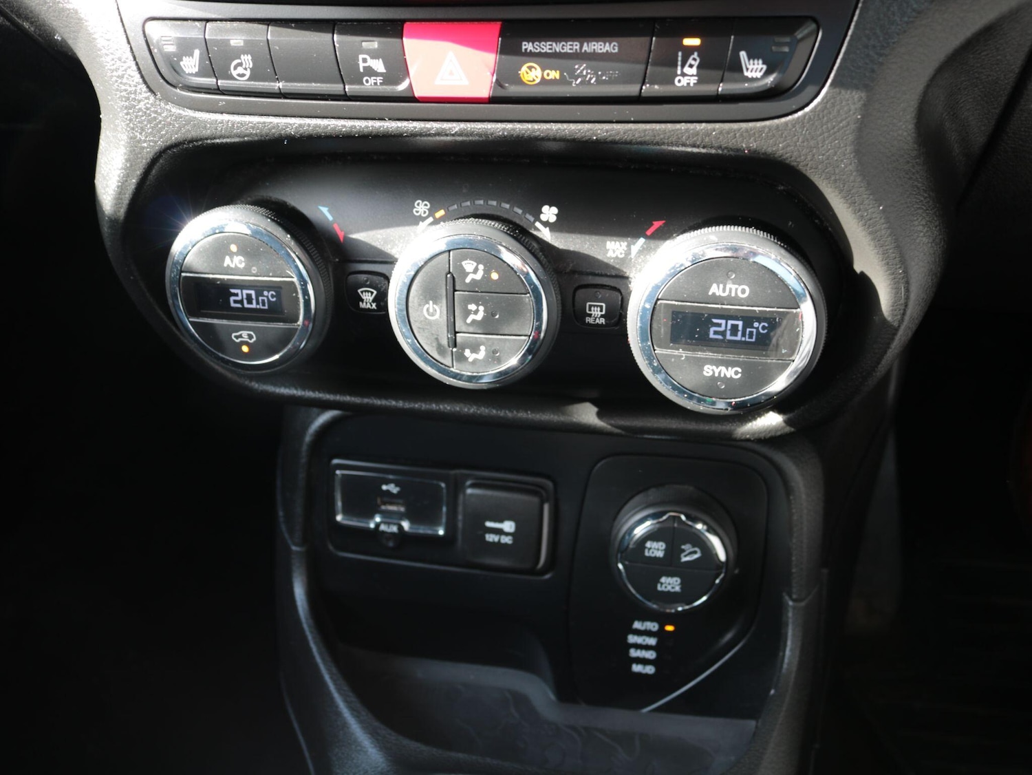 Used Jeep Renegade 2016 for sale - 76359995: Photo 22
