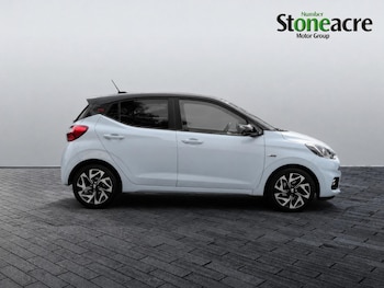 Used Hyundai i10 2020 for sale - 79565899: Photo