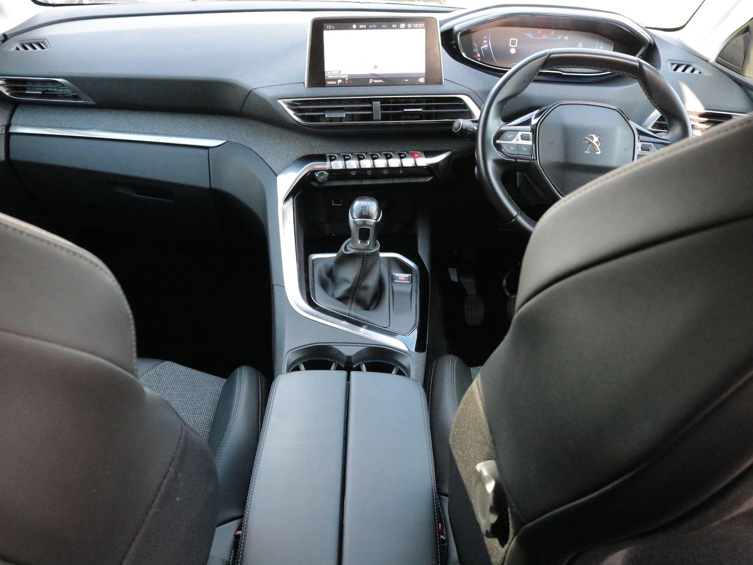 Used Peugeot 3008 2020 for sale - 76634195: Photo 14