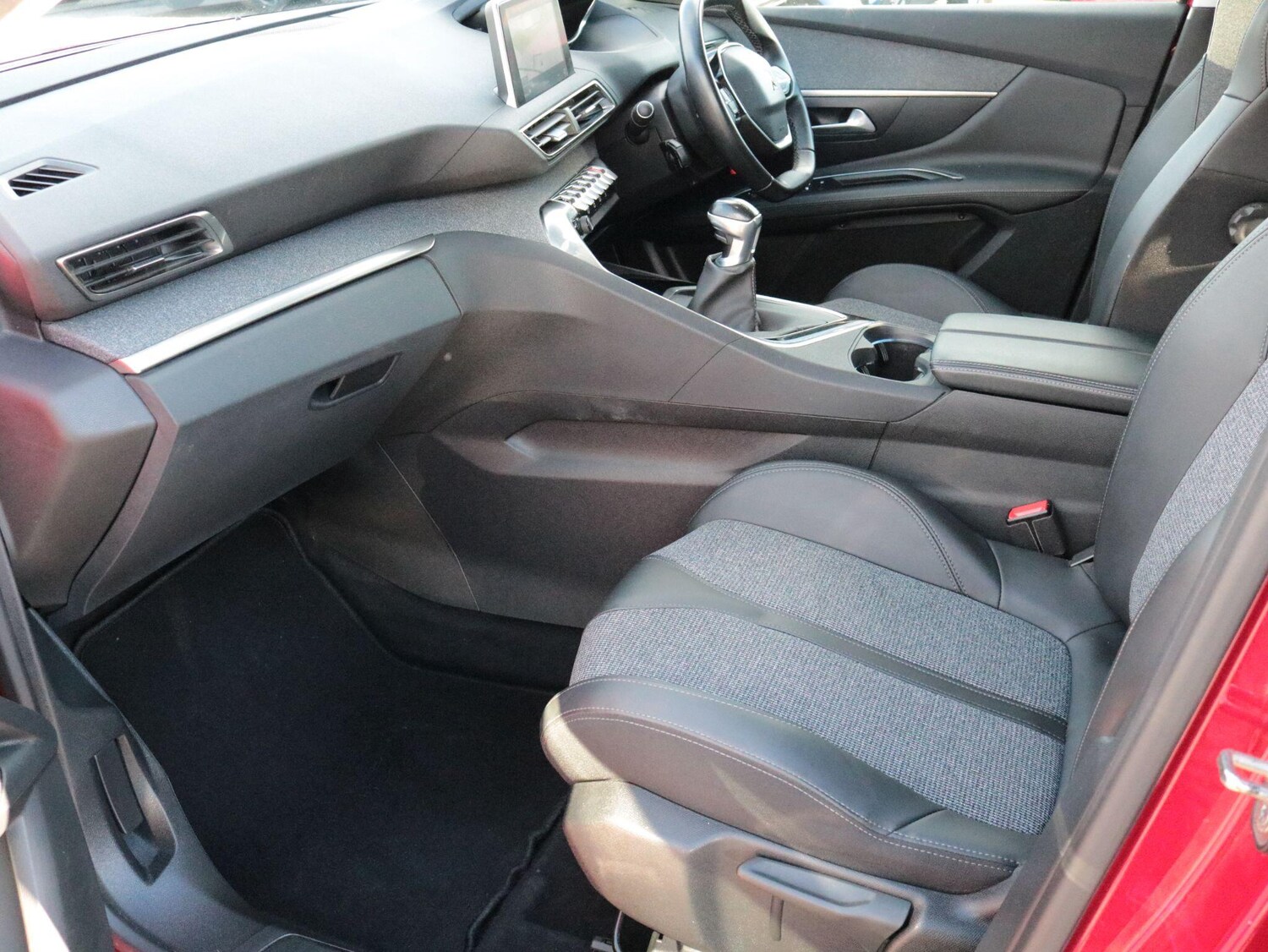 Used Peugeot 3008 2020 for sale - 76634195: Photo 15