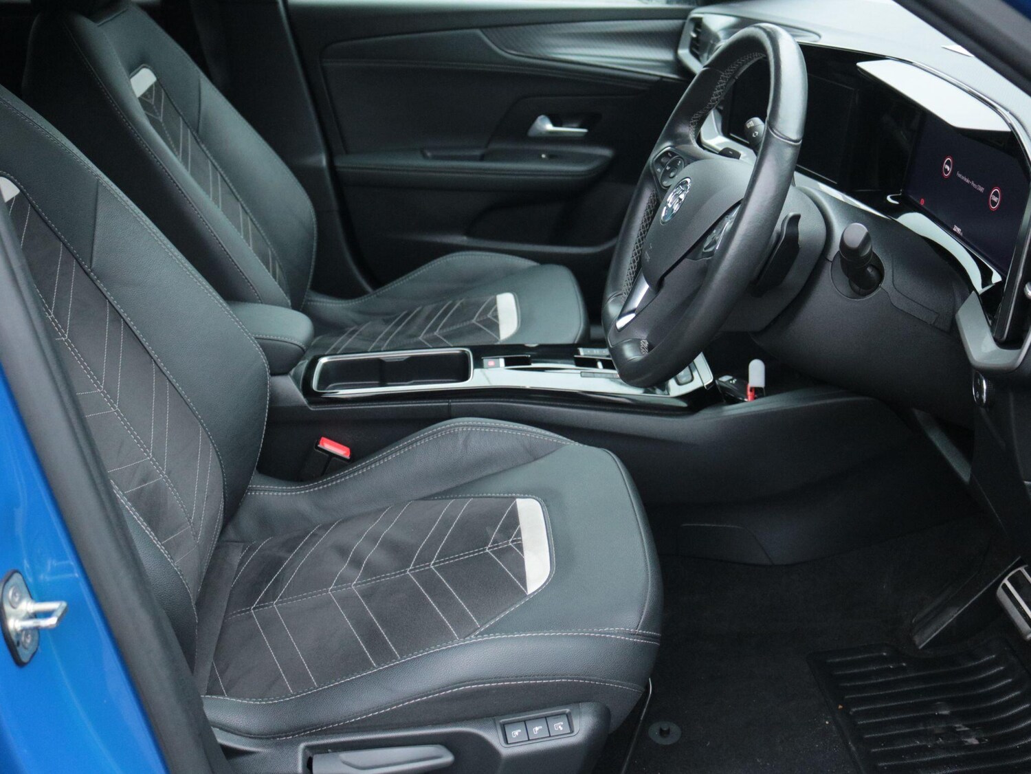 Used Vauxhall Mokka 2023 for sale - 77524457: Photo 13