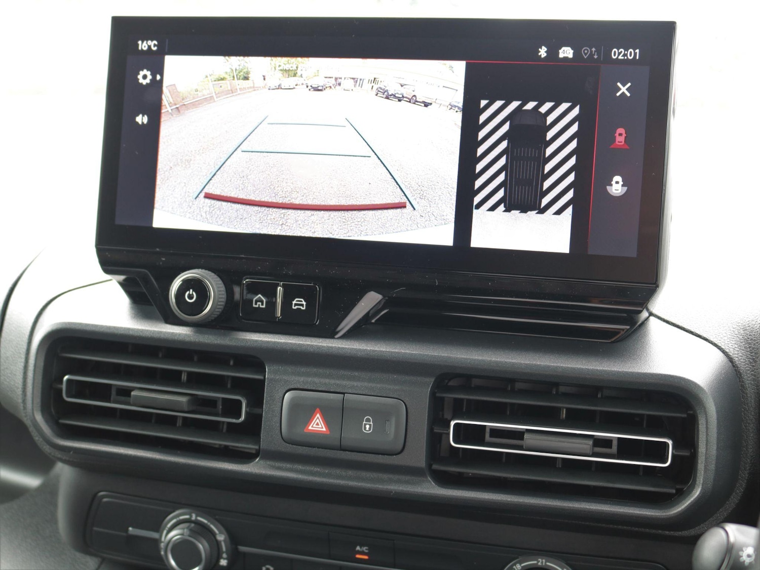 Used Vauxhall Combo Electric 2025 for sale - 75268015: Photo 17