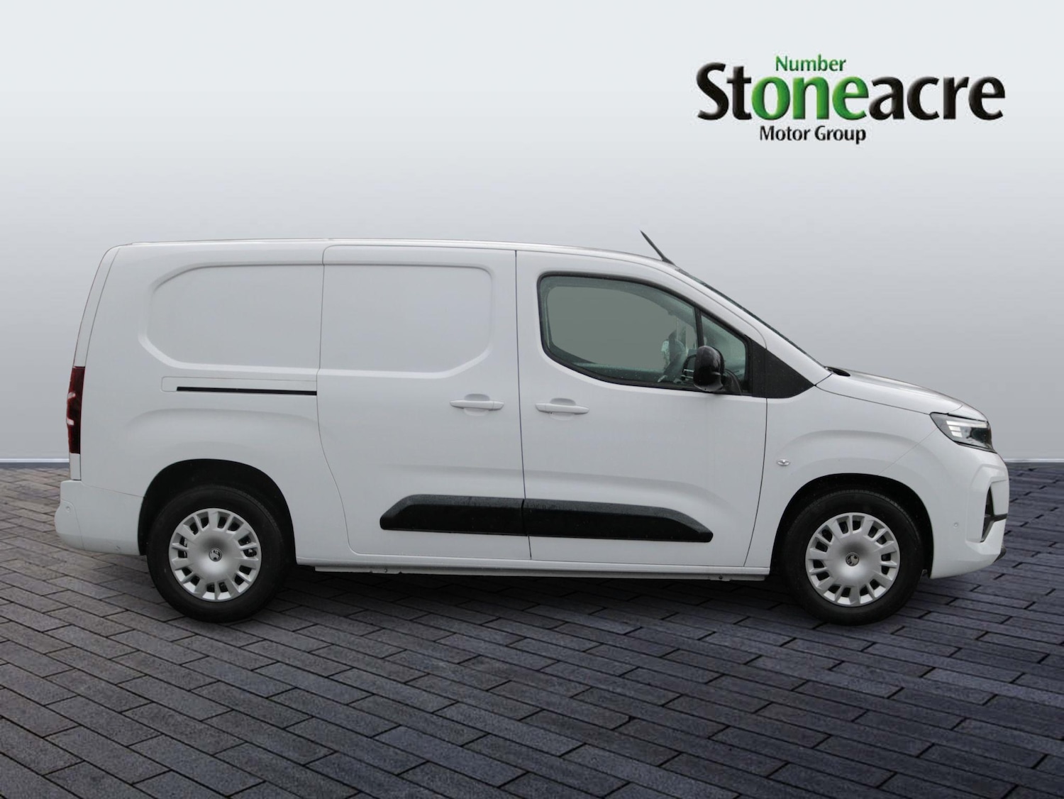 Used Vauxhall Combo Electric 2025 for sale - 75268015: Photo 2
