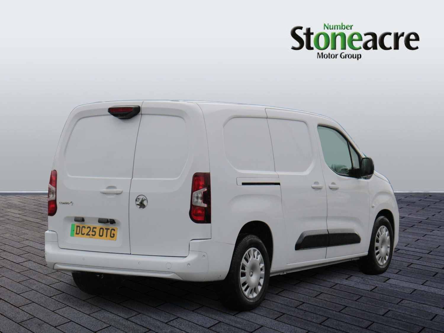 Used Vauxhall Combo Electric 2025 for sale - 75268015: Photo 3
