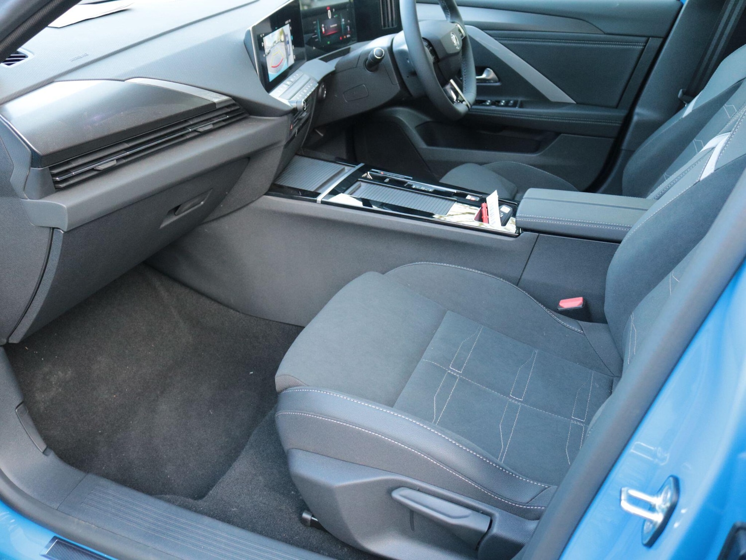 Used Vauxhall Astra for sale - 77267459: Photo 15