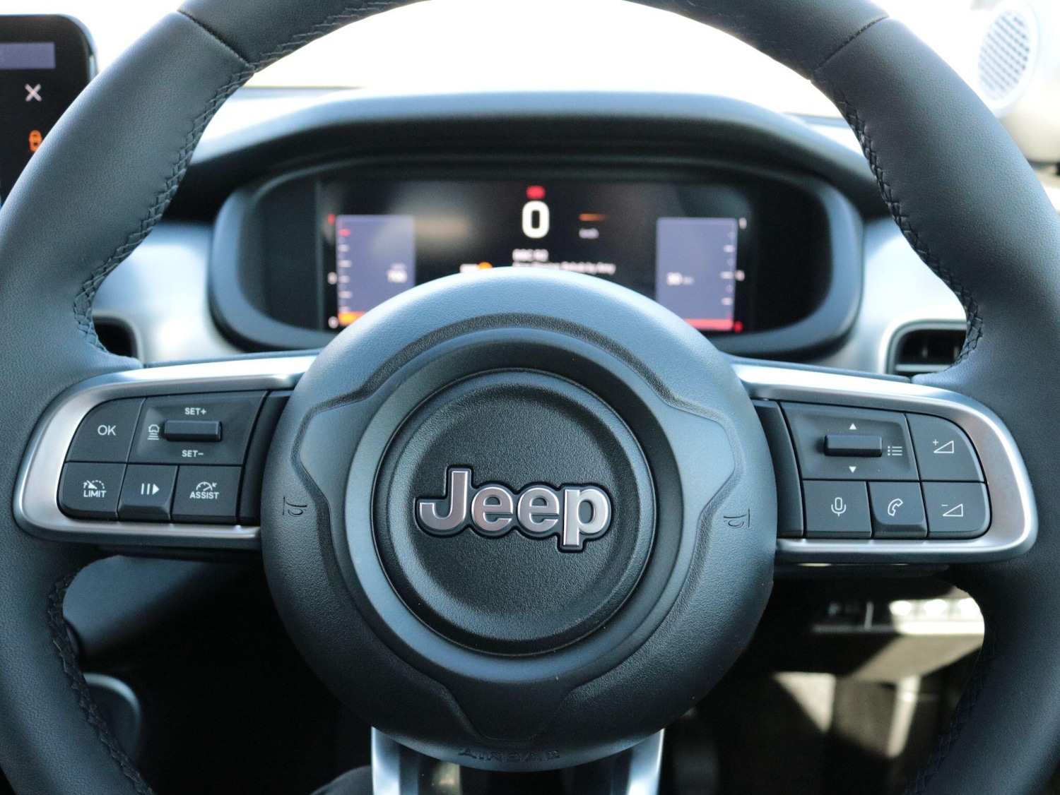 Used Jeep Avenger 2025 for sale - 76060530: Photo 17