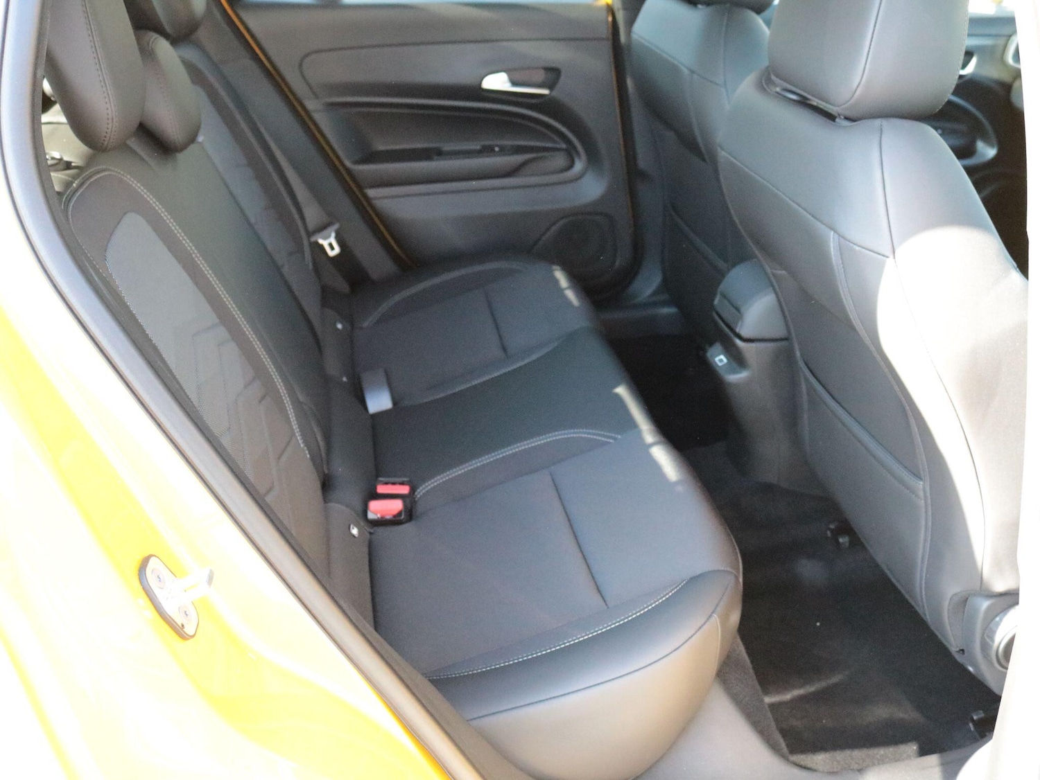 Used Jeep Avenger 2025 for sale - 76060530: Photo 23